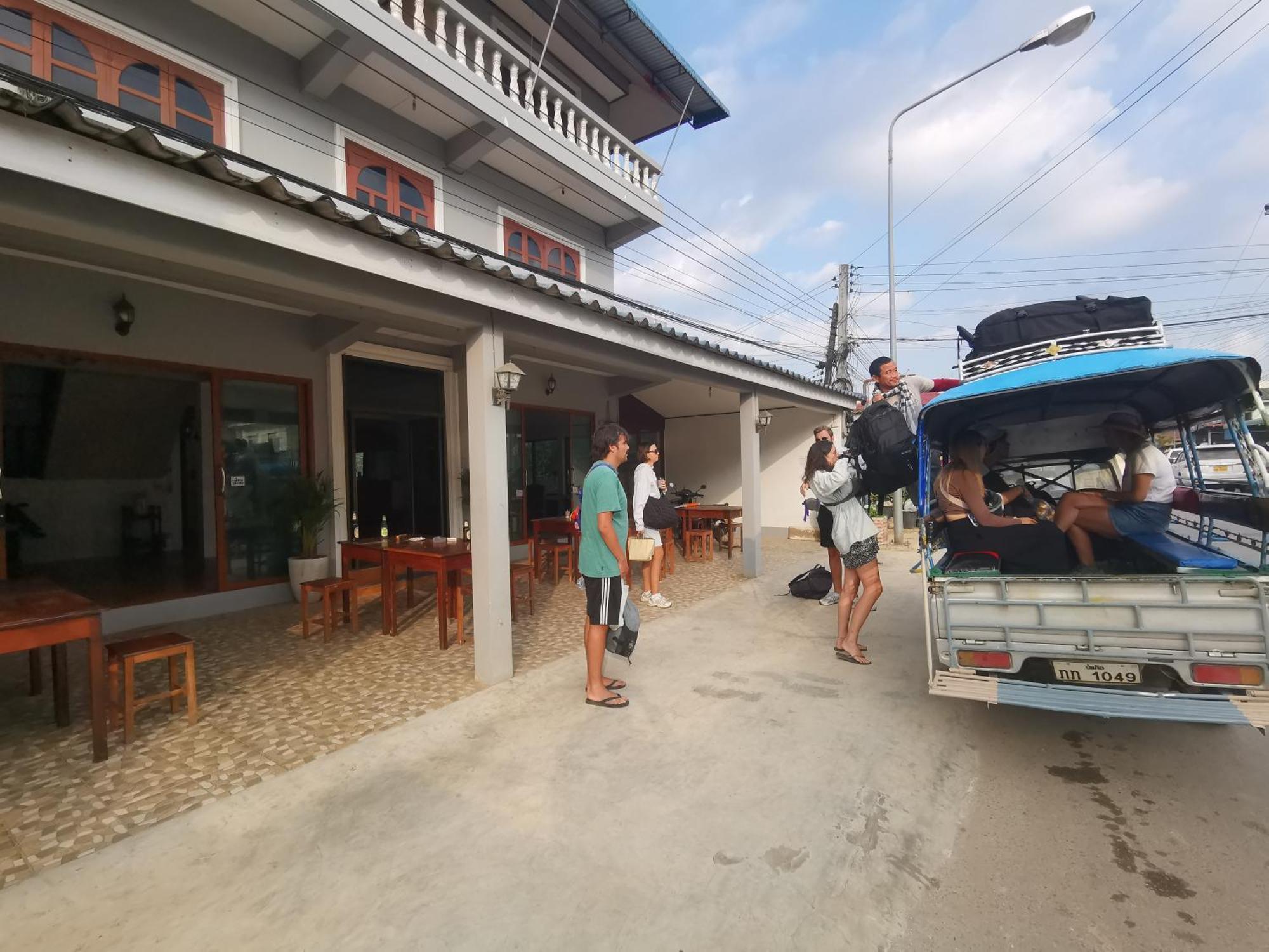 Manilath Guesthouse Ban Houayxay Ngoại thất bức ảnh